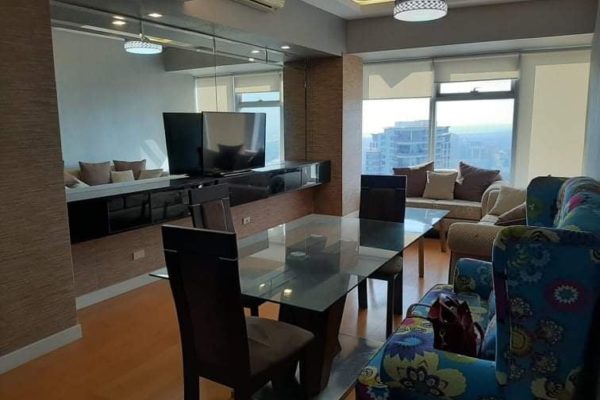 for-sale-for-lease-two-bedrooms-in-the-beaufort-bgc-taguig-city