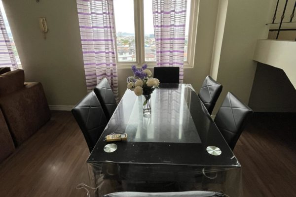 for-sale-three-bedrooms-penthouse-mckinley-hill-taguig